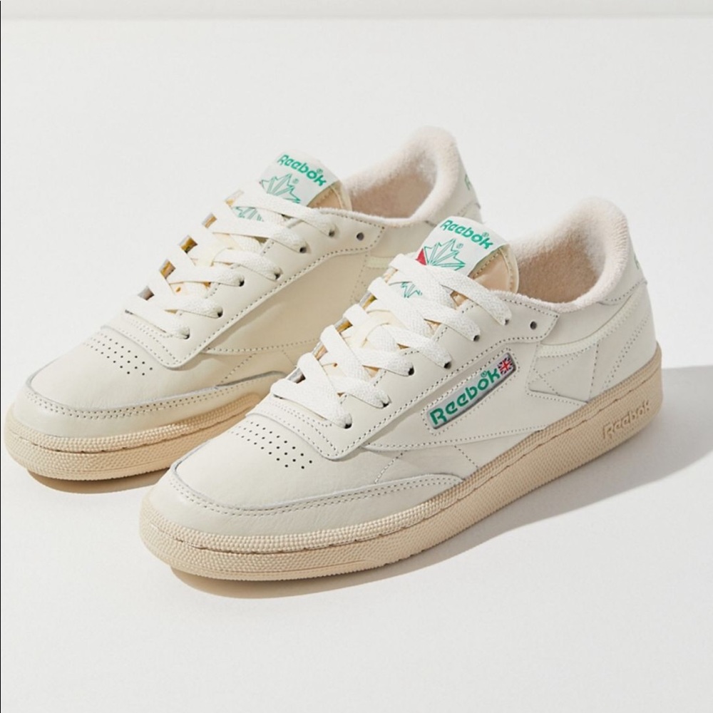 Reebok Classic Sneakers